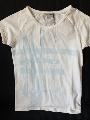 Nwt auth burberry - nwt, cream